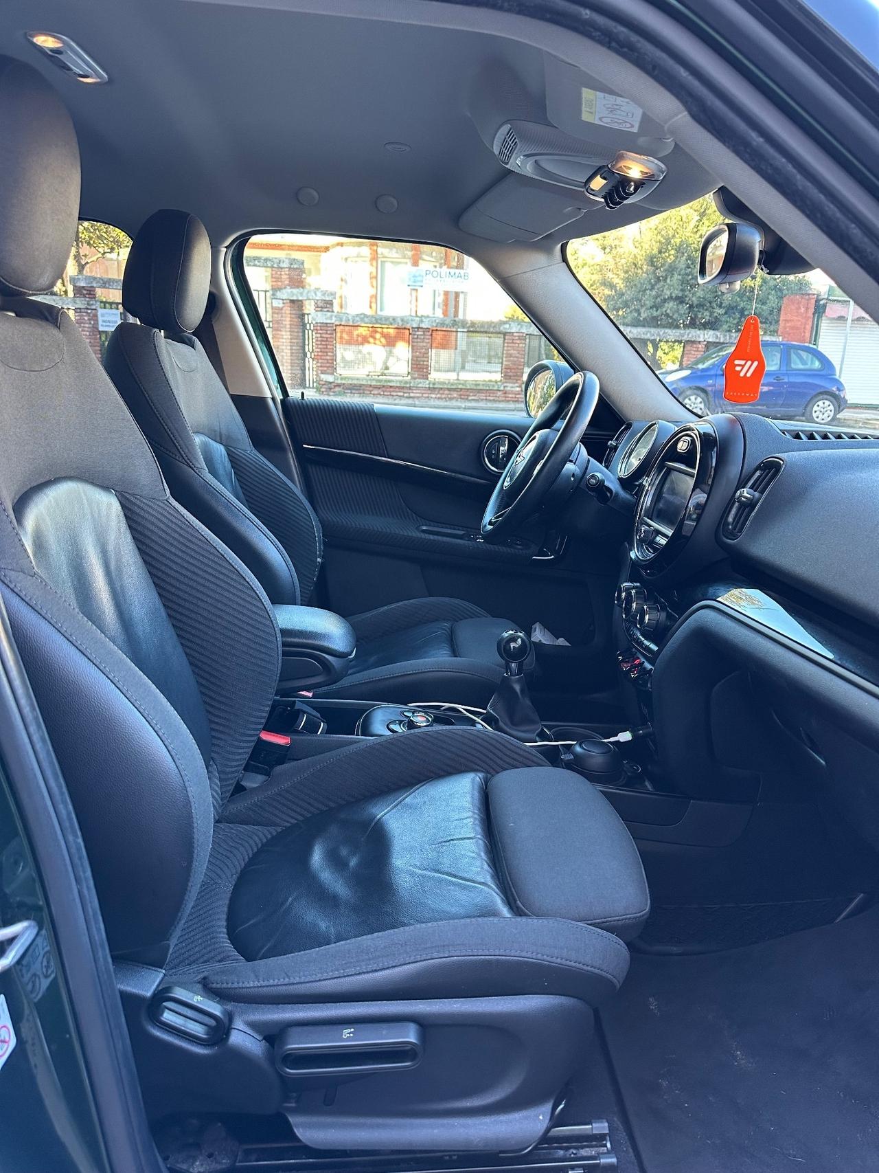 Mini Cooper D Countryman 2.0 Hype