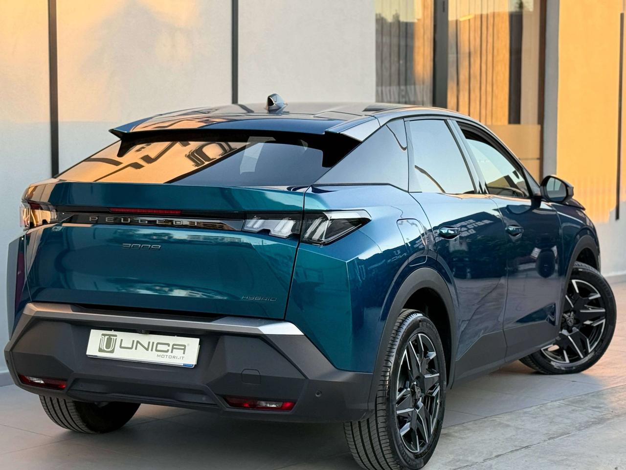 Peugeot 3008 1.2 Hybrid Allure 145cv ITALIANA - IVA ESPOSTA - UNICO PROPRIETARIO