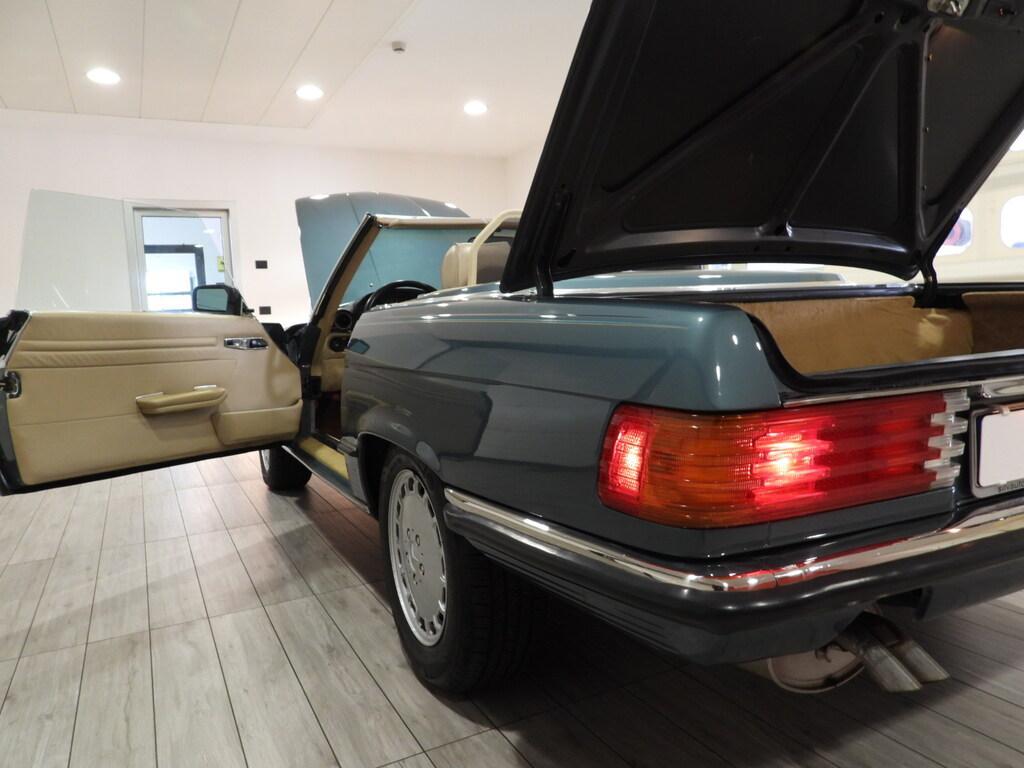 Mercedes SL Roadster 560 SL R107