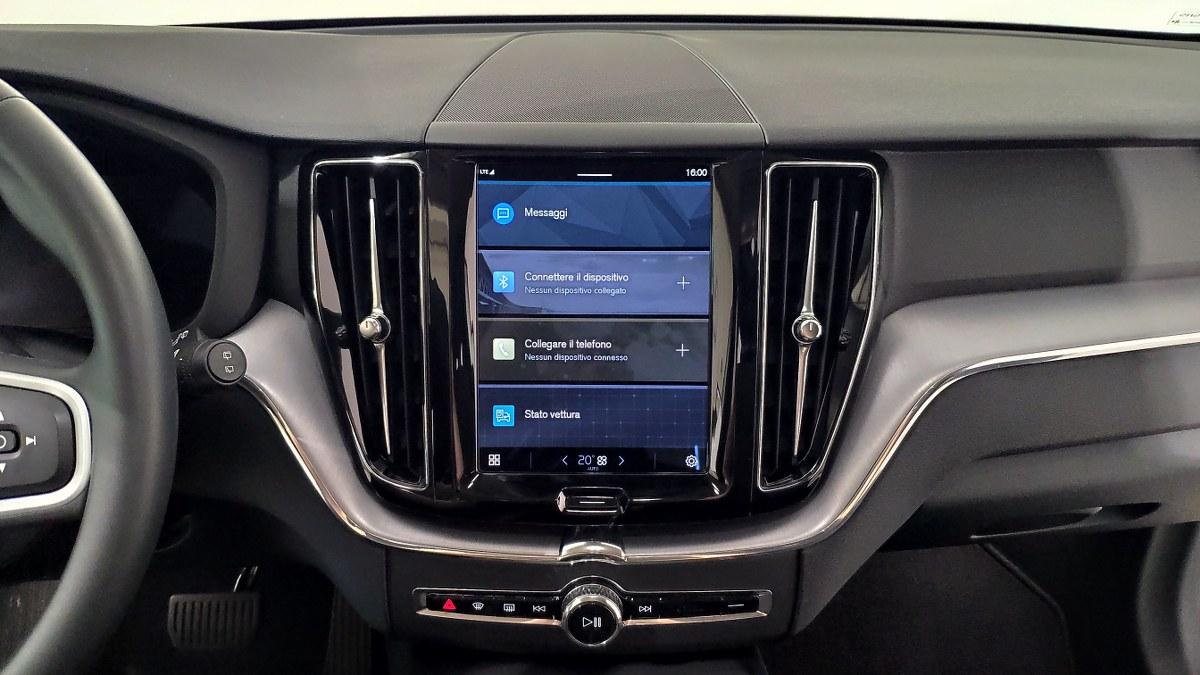 VOLVO Xc60 B4 Mild Hybrid (D) Awd Geartronic Momentum Pro