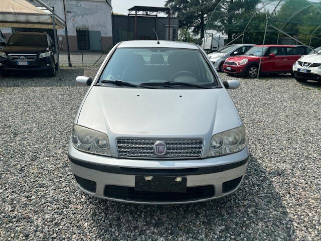 FIAT PUNTO 1.2 ADATTA A NEOPATENTATI - FRIZIONE NUOVA