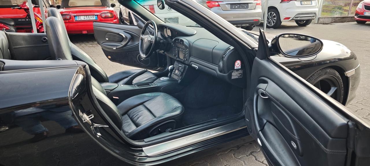 Porsche 911 Carrera 4 cat Cabriolet