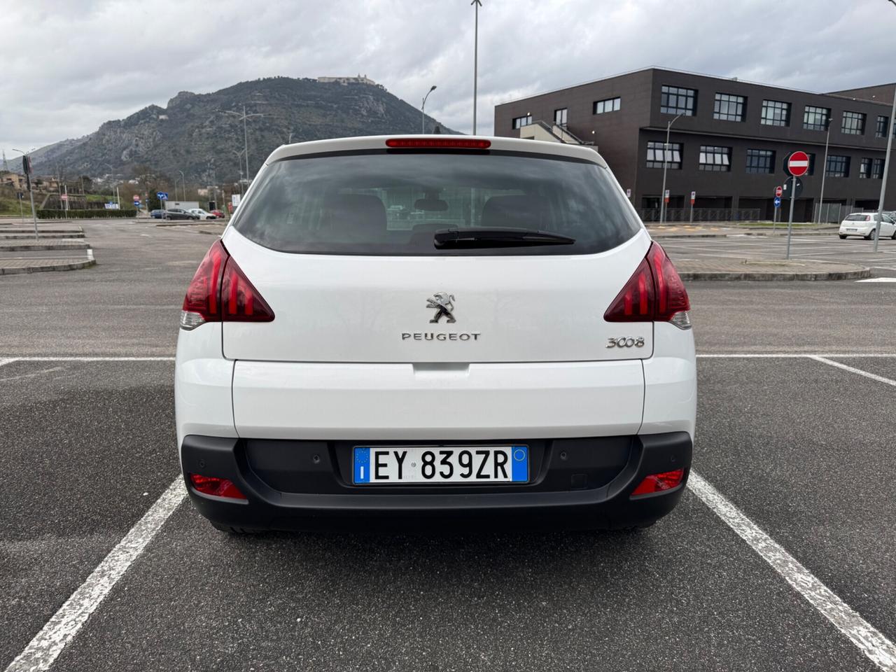 Peugeot 3008 1.6 HDi 115CV Active