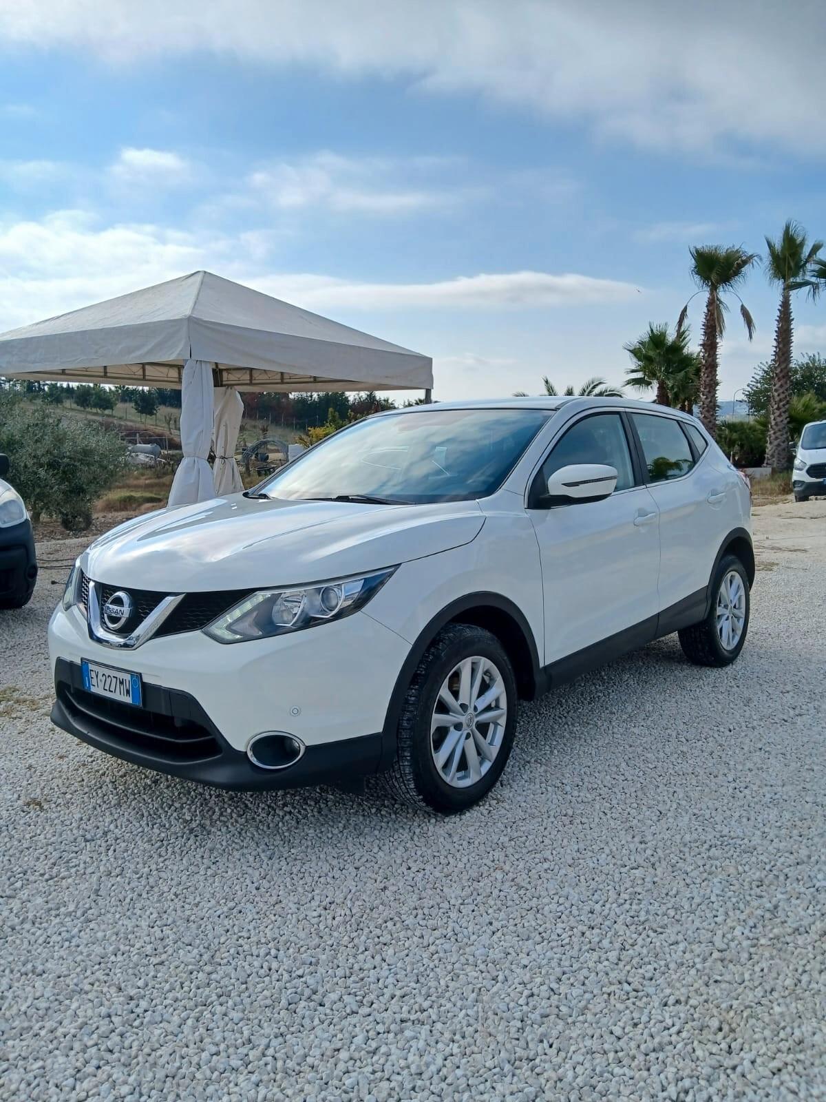 Nissan Qashqai 1.5 dCi Visia