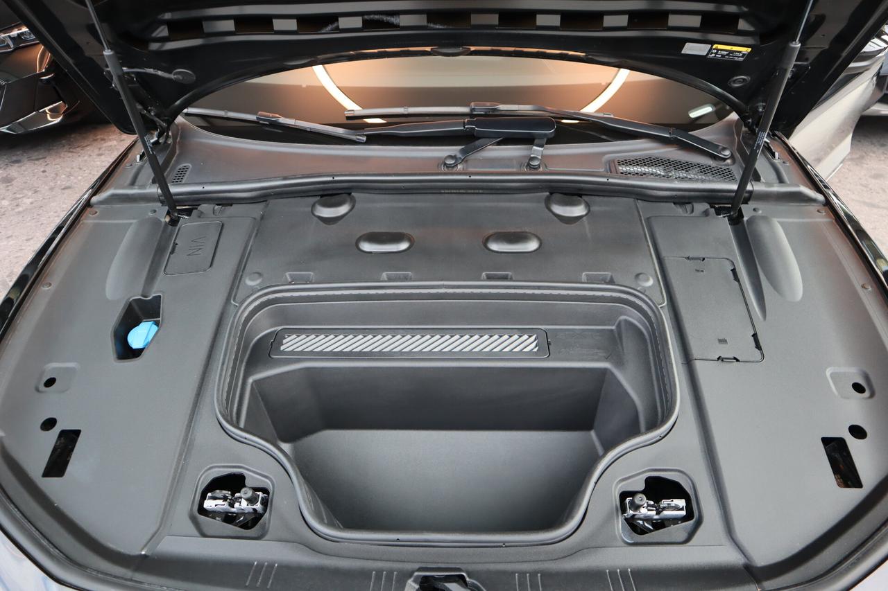 Audi A6 e-tron Avant Performance 367CV S-LINE MATRIX 360° 21"