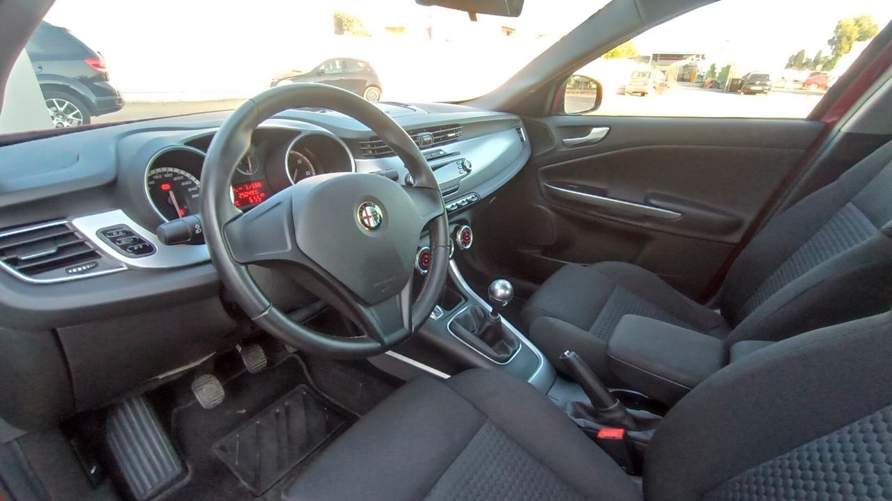 Alfa Romeo Giulietta 1.6 JTDm pari al nuovo 25000km