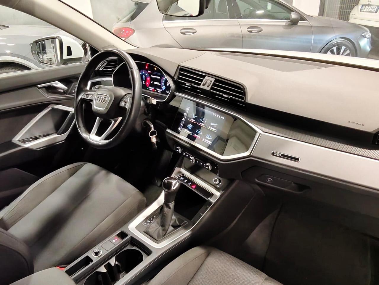 Audi Q3 SPB 35 TDI S tronic Business Advanced