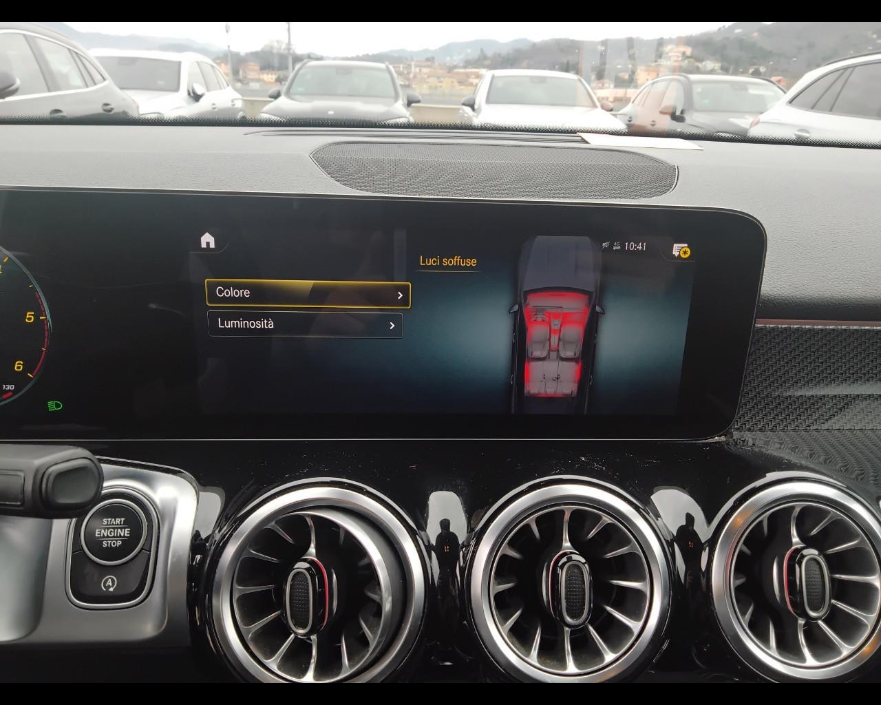 Mercedes-Benz GLB - X247 2019 - GLB 200 d Premium auto