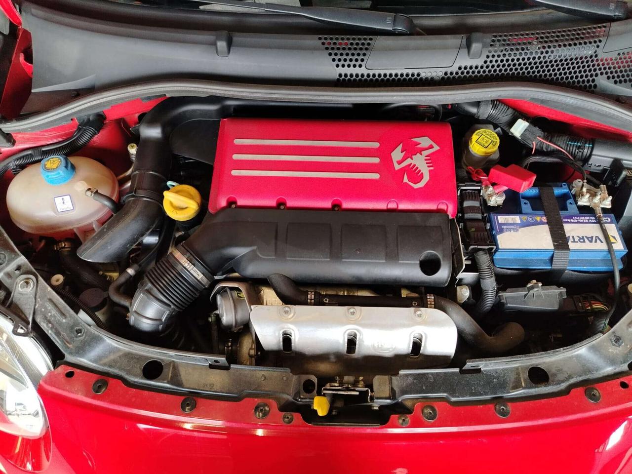 ABARTH 595 GPL 145 CV –47.000 KM – CARPLAY – RECORD MODENA