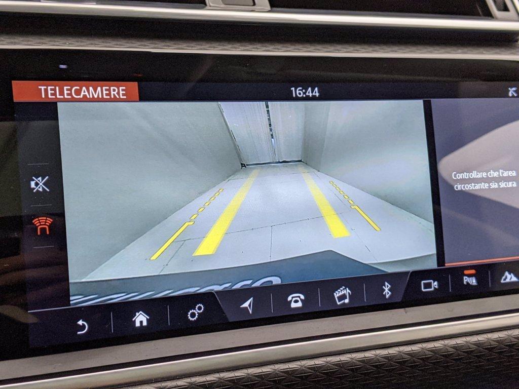 LAND ROVER Range Rover Velar 2.0D I4 240 CV SE del 2019