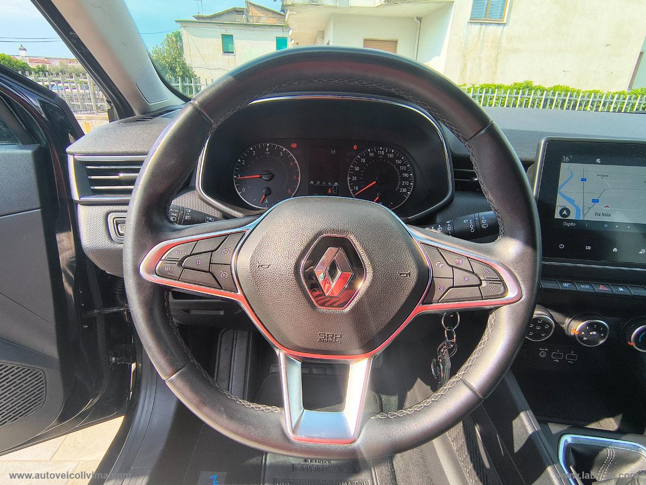 RENAULT Clio TCe 100 CV GPL Business