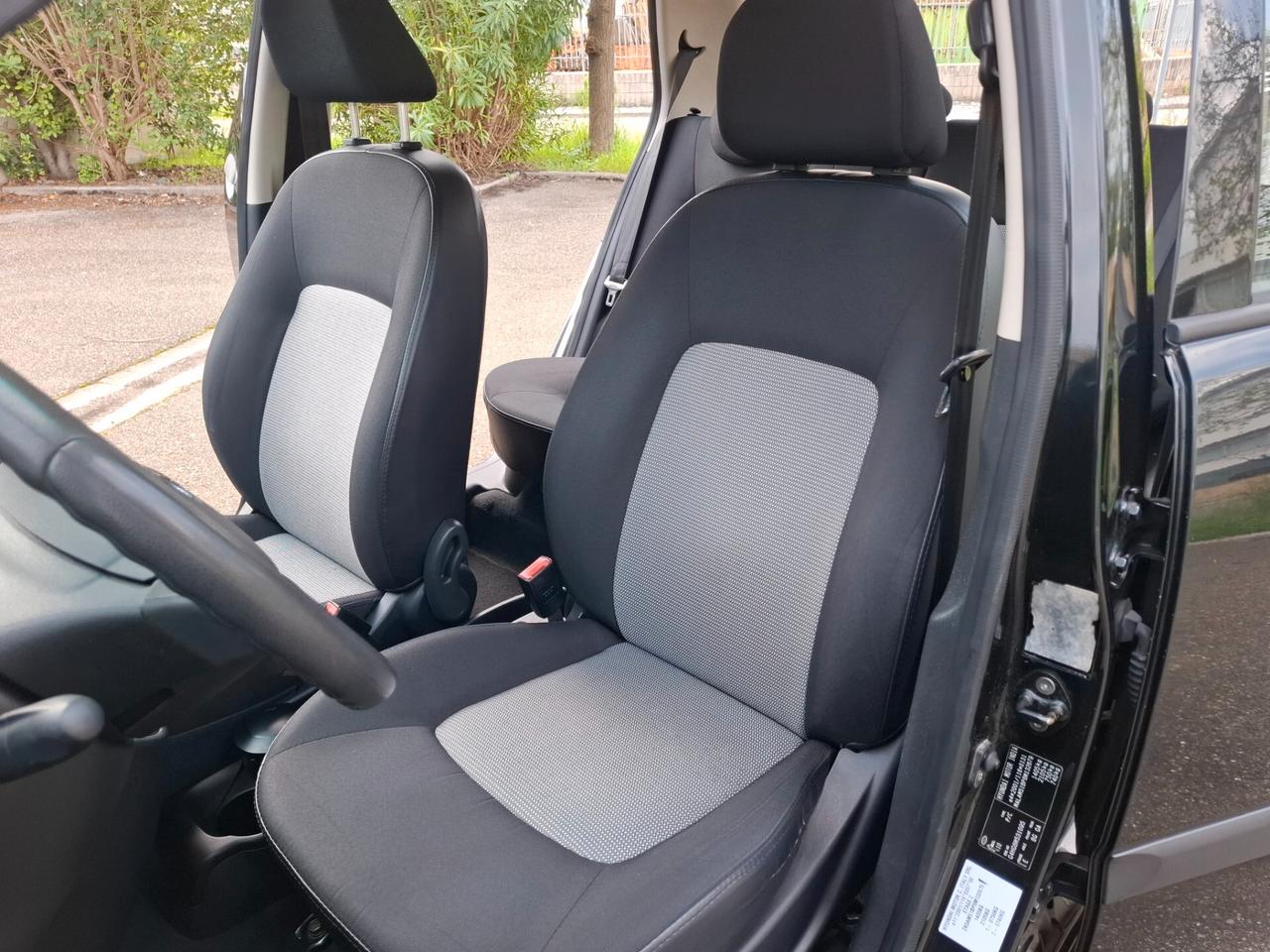 Hyundai i10 1.1 12V BlueDrive GPL Active