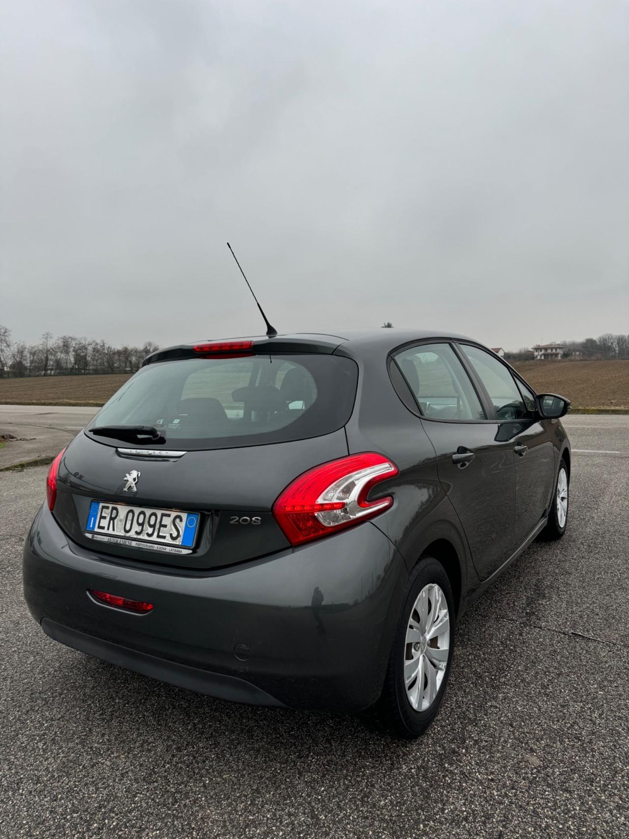 Peugeot 208 1.2 VTi 82 CV 5 porte Allure