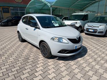 Lancia Ypsilon 1.0 FireFly 5 porte S&S Hybrid Ecochic Gold