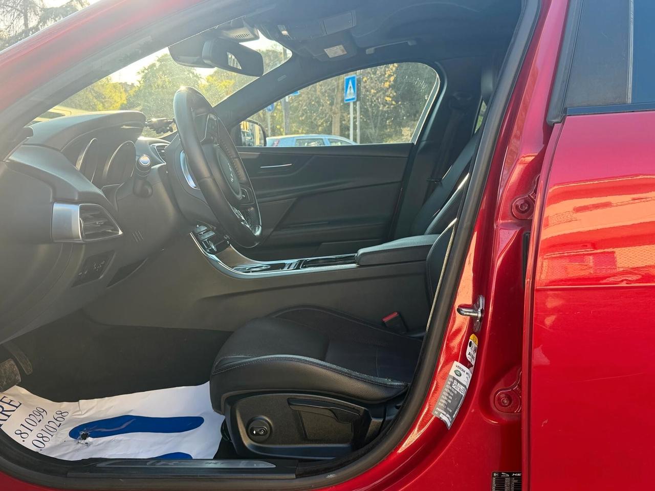 Jaguar XE 2.0 D Turbo 180 CV AWD aut. Portfolio