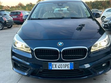 Bmw 216 218d Active Tourer Sport con cambio manuale