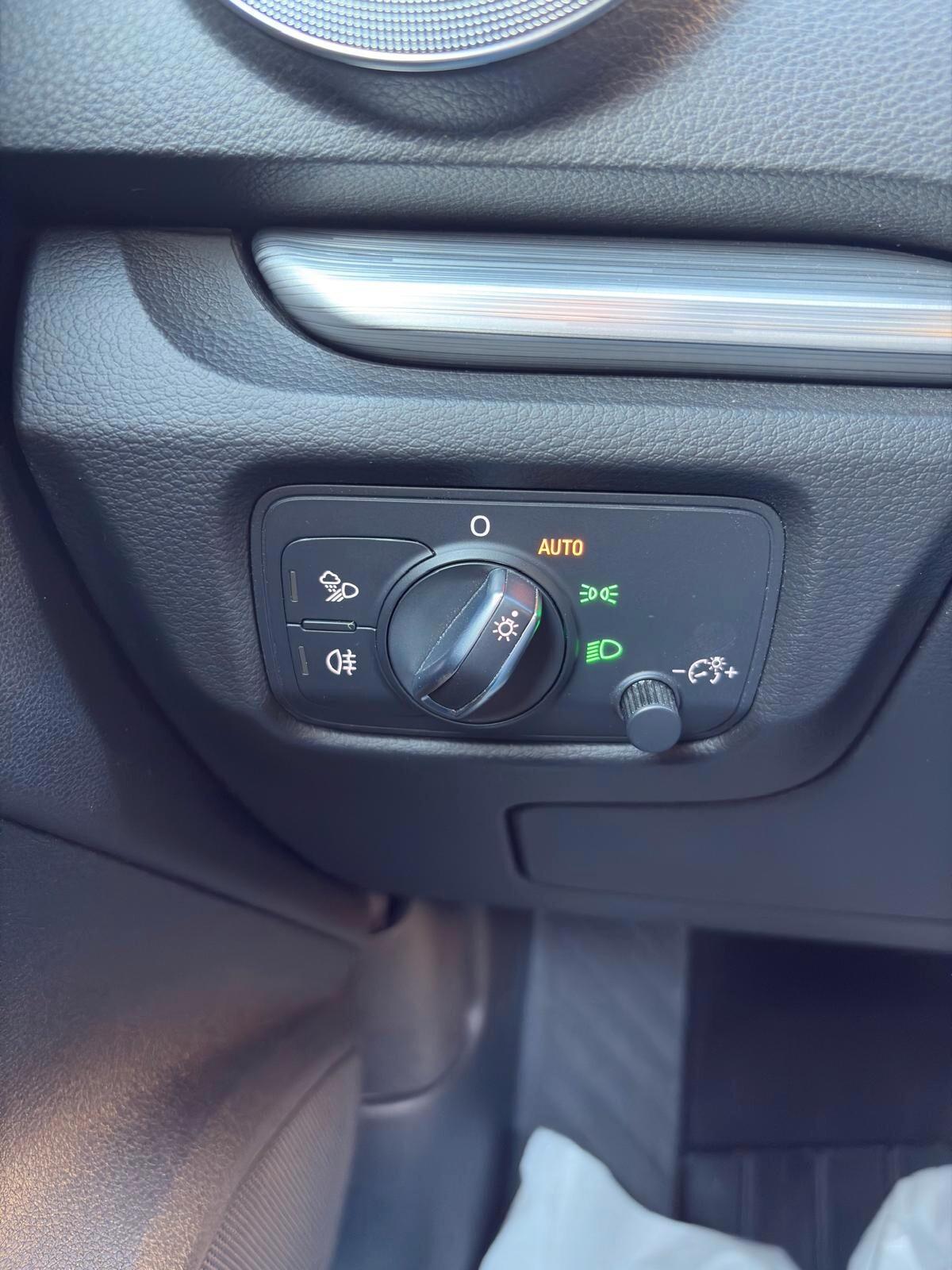 Audi A3 SPORTBACK 1.6 TDi 116CV S-TRONIC