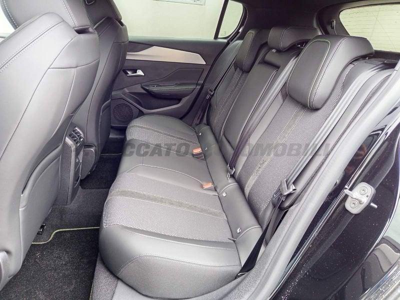 Peugeot 308 308 1.2 hybrid GT 136cv e-dcs 6