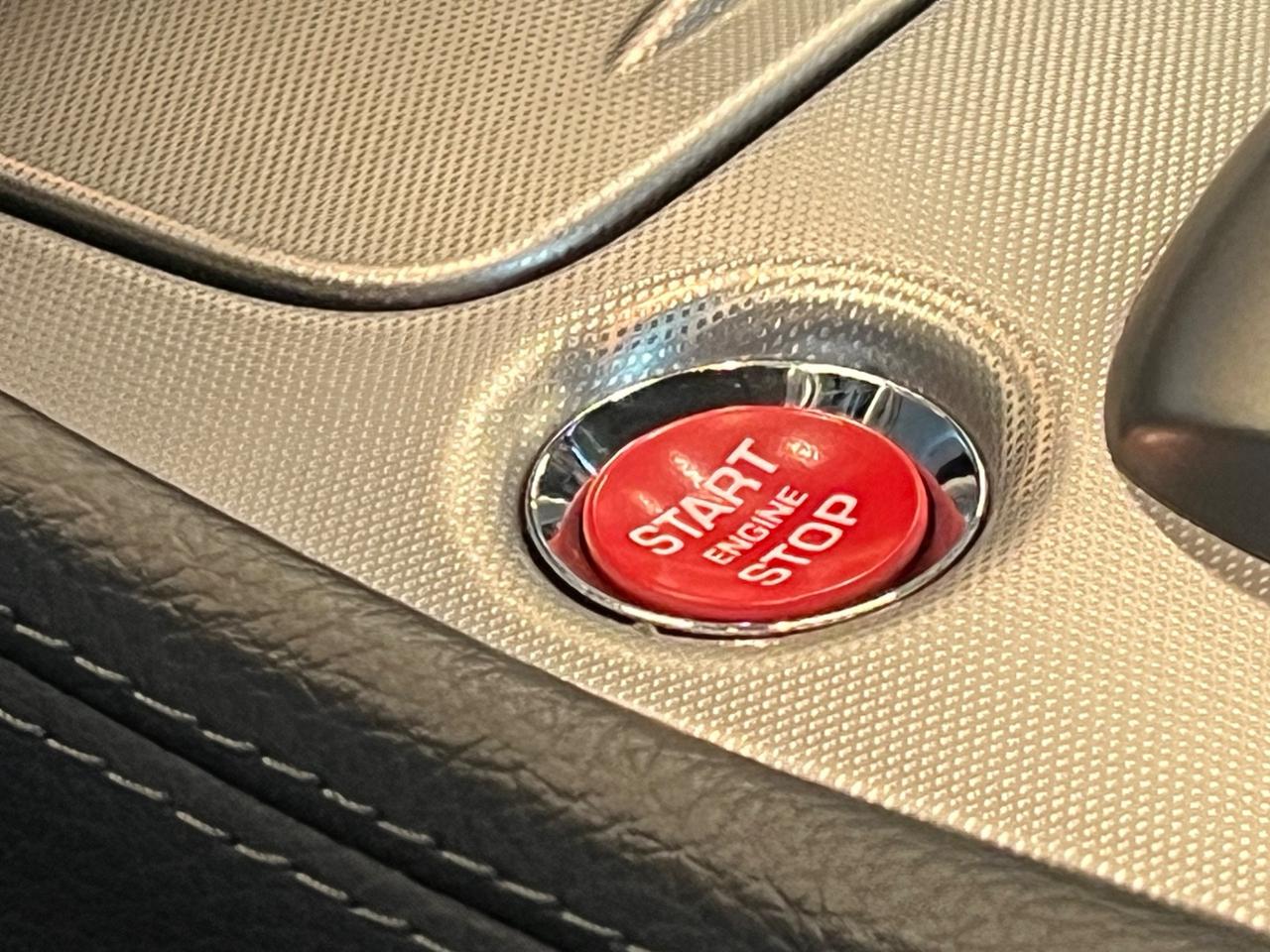 Jaguar XK 4.2 V8 Coupé