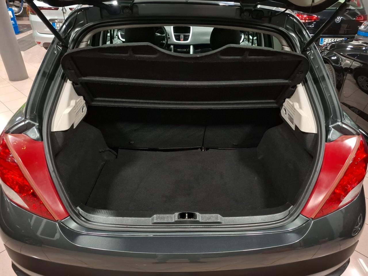 Peugeot 207 1.4 HDi NEOPATENTATO