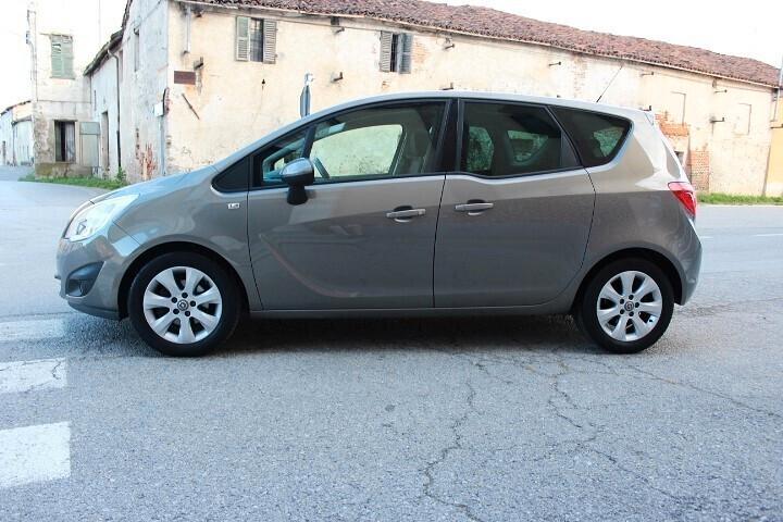 Opel Meriva 1.4 B\GPL 120CV Cosmo DAVVERO STUPENDA EX PENSIONATA