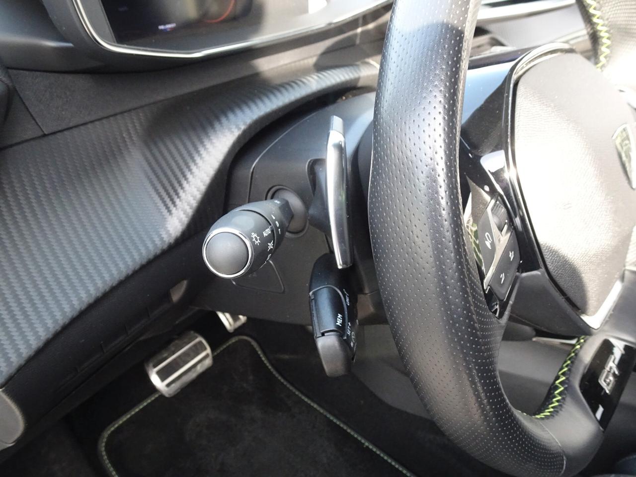 Peugeot 2008 BlueHDi 130 GT