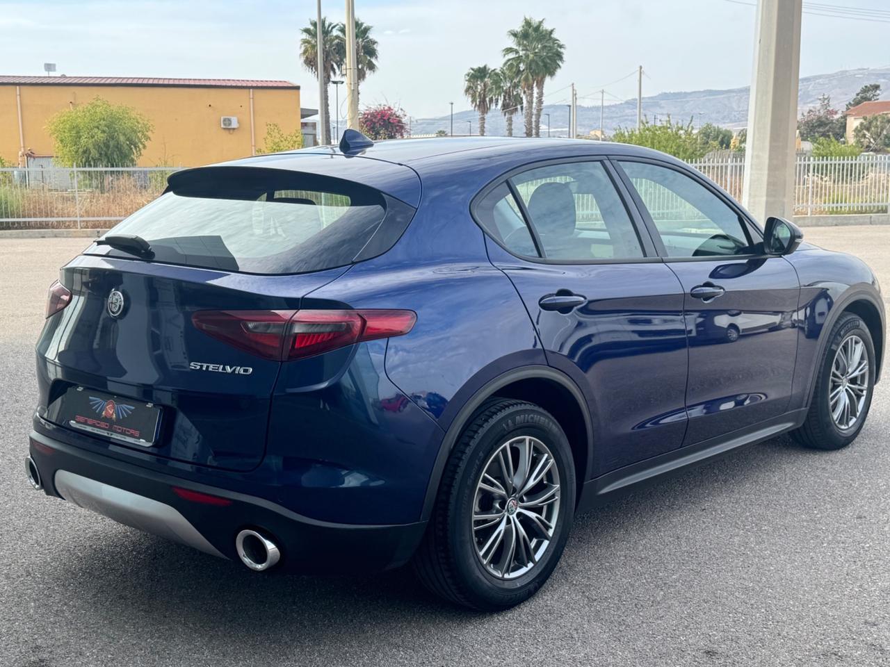 Alfa Romeo Stelvio 2.2 Turbodiesel 160 CV AT8 RWD Business