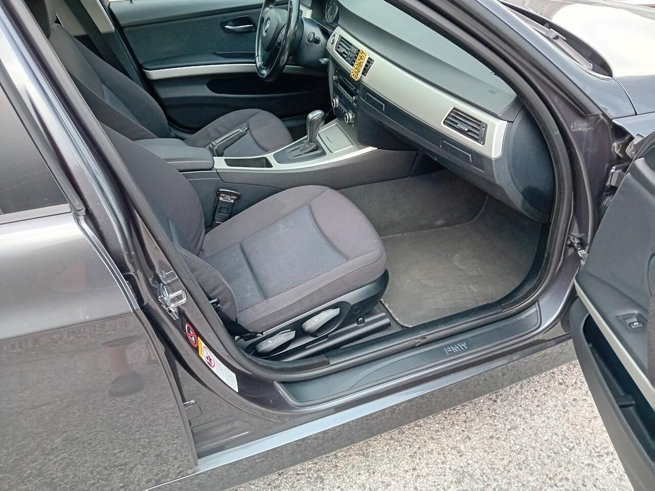 Bmw 320 320d cat Touring Attiva
