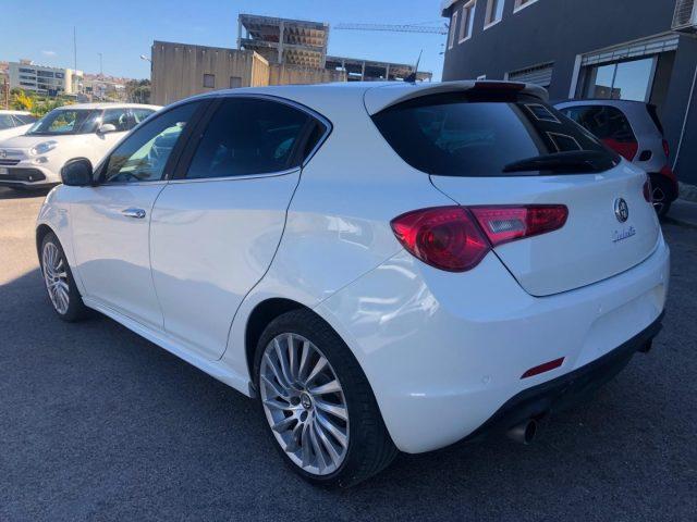 ALFA ROMEO Giulietta 2.0 JTDm-2 140 CV Exclusive