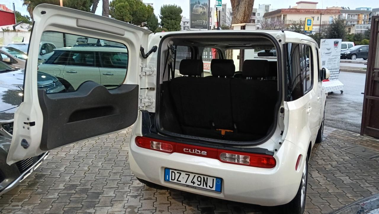 NISSAN CUBE 1.6 BENZ-RETROC-NAVI
