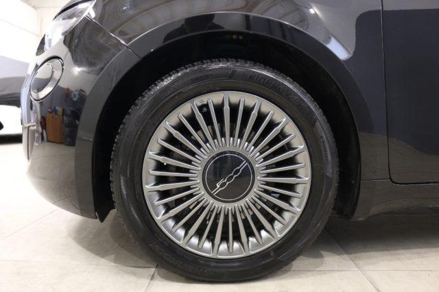 FIAT 500e Cabrio 42 kWh