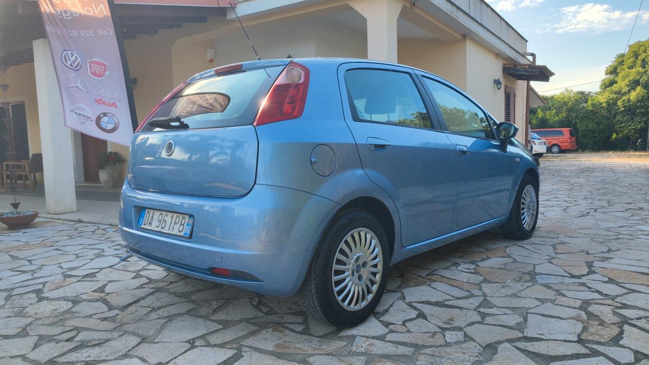 Fiat Grande Punto 1.3 MJT 75 CV 5 porte Dynamic