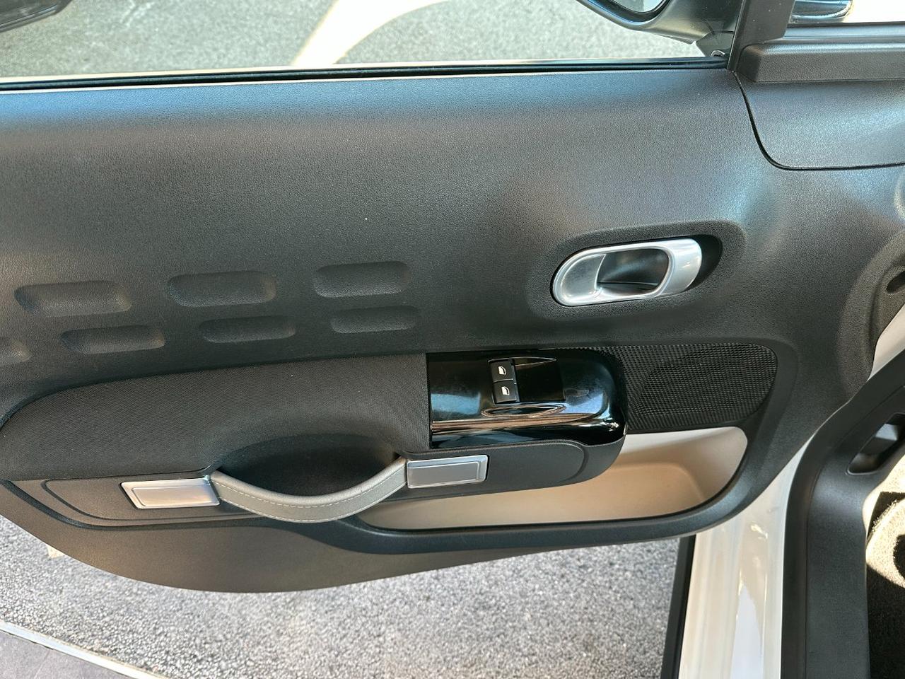 Citroen C3 1.2 puretech Shine s&s 83cv