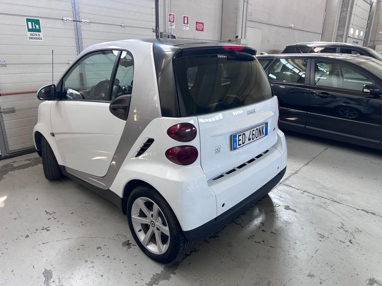 Smart ForTwo 800 40 kW coupé pure cdi