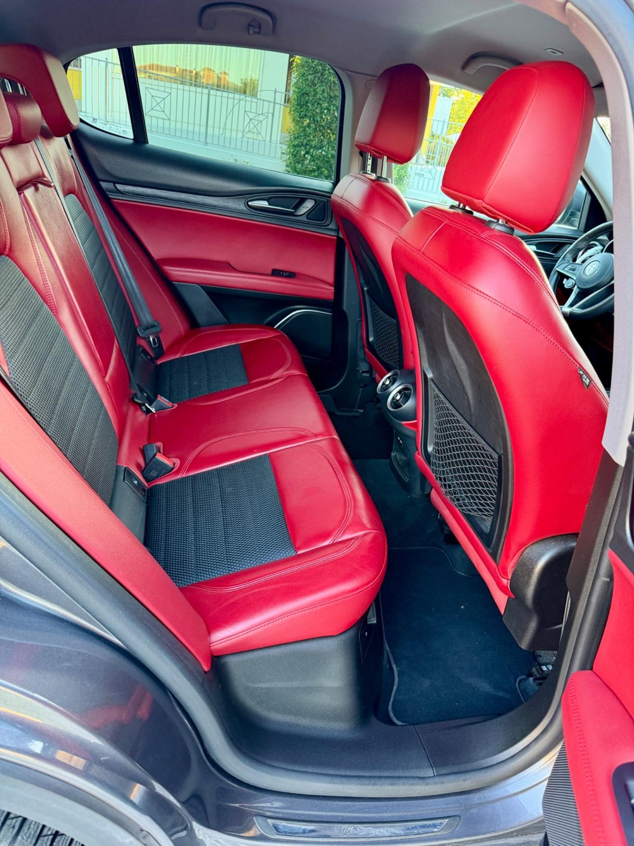 Alfa Romeo Stelvio 2.2 Turbodiesel 210 CV AT8 Q4 Business