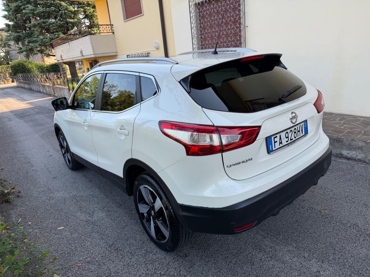 Nissan Qashqai 1.6 dCi 2WD 360
