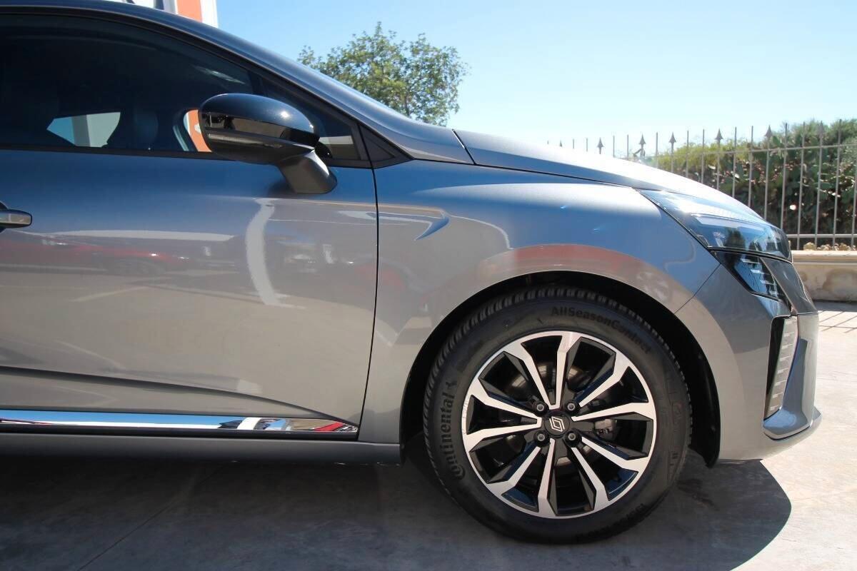 Renault Clio TCe 90 CV 5p Techno|11300KM|2025