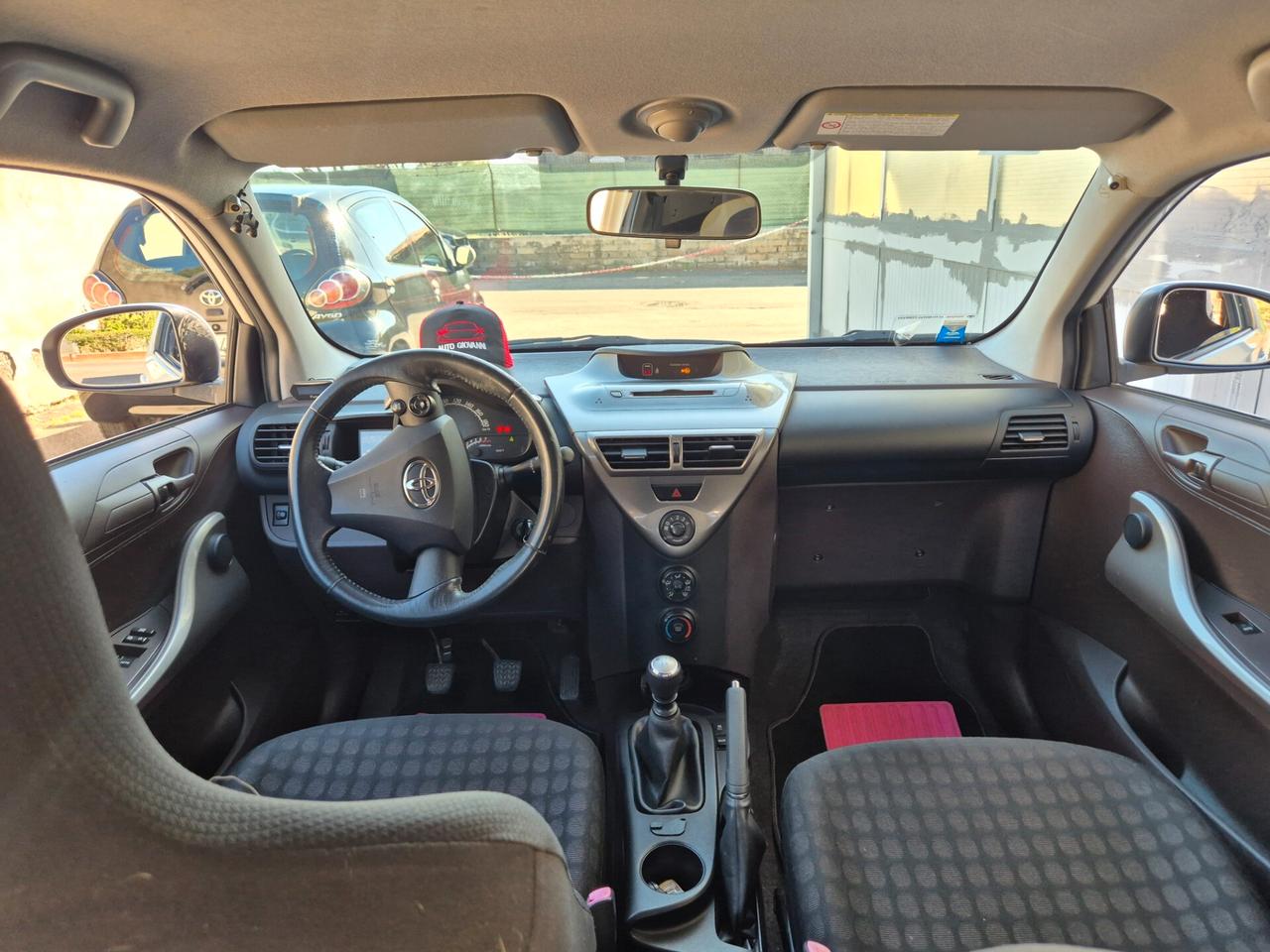 Toyota iQ 1.0 Sol benzina