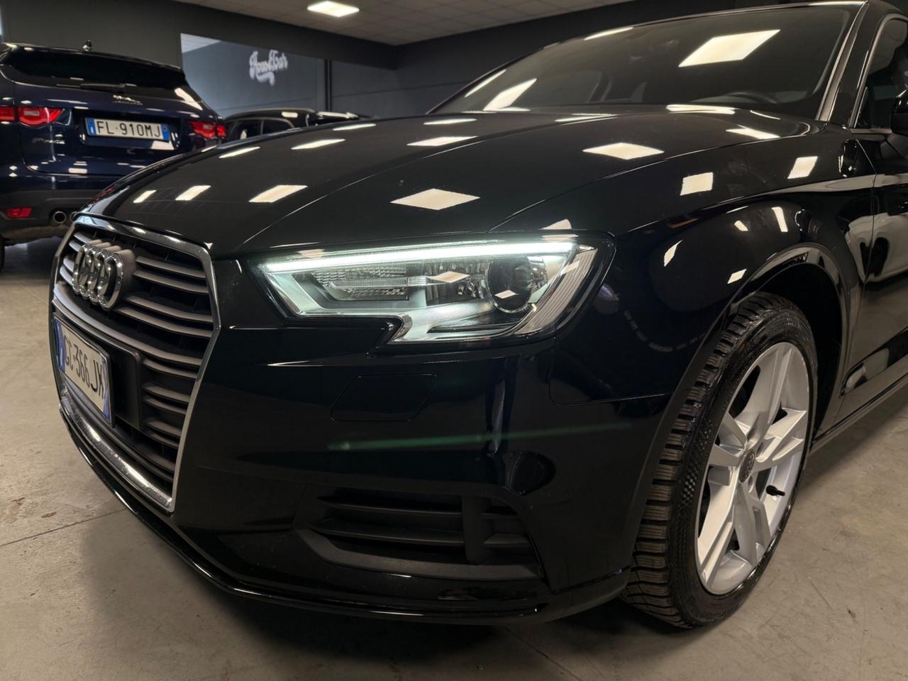 Audi A3 Sedan 35 TDI S tronic Business Advanced