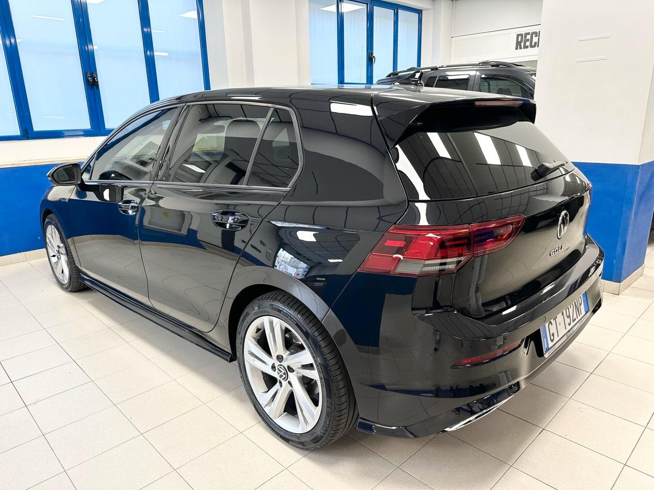 Volkswagen Golf 2.0 TDI 150 CV DSG SCR R-Line