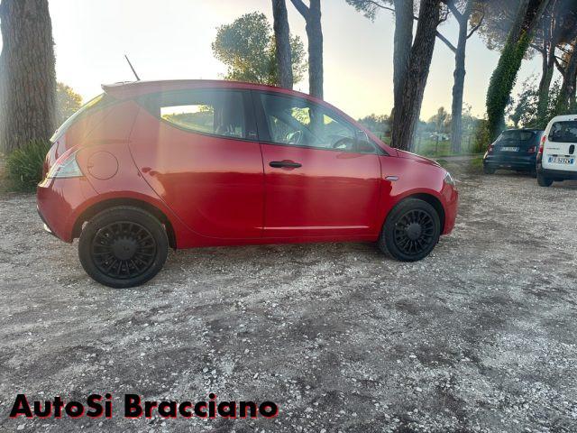 LANCIA Ypsilon 1.0 FireFly 5 porte S&S Hybrid Ecochic Gold