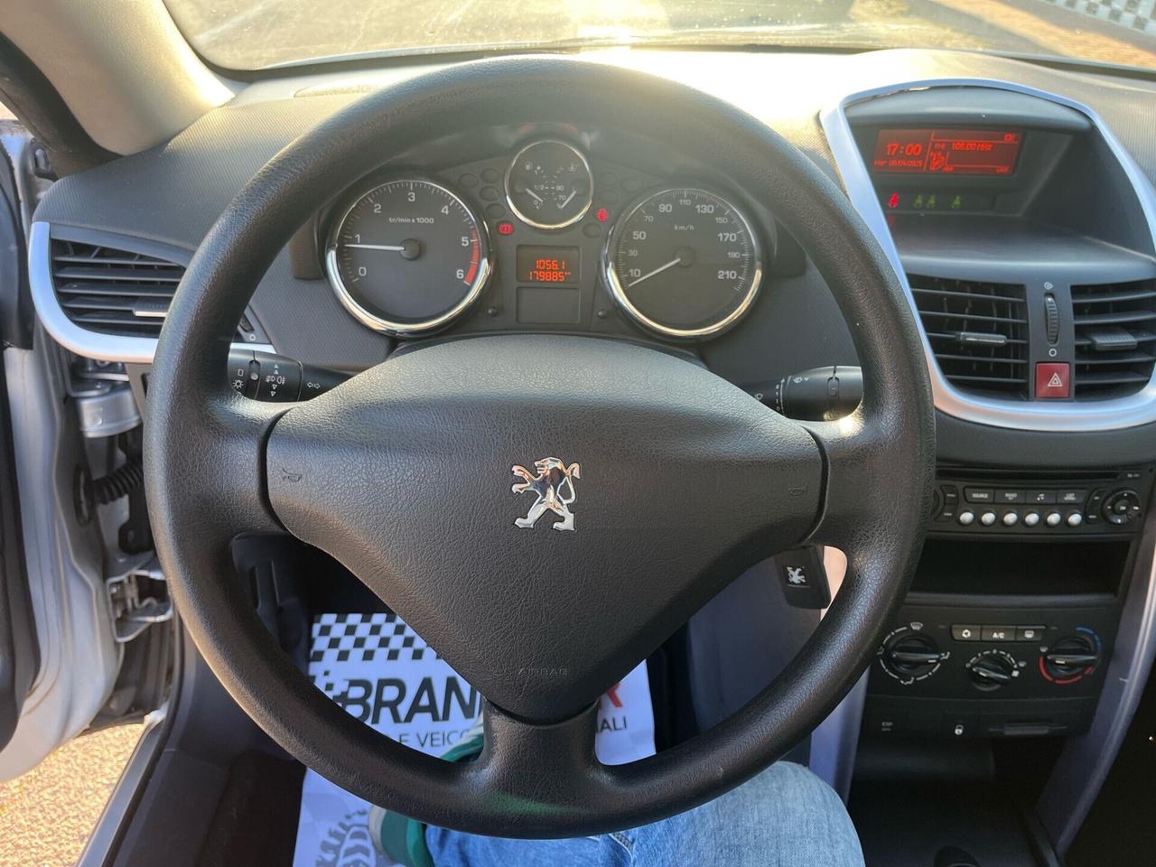 Peugeot 207 1.6 HDi 110CV CC 2008