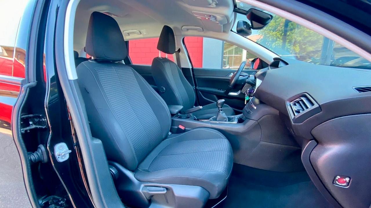Peugeot 308 BlueHDi 130 S&S SW Active