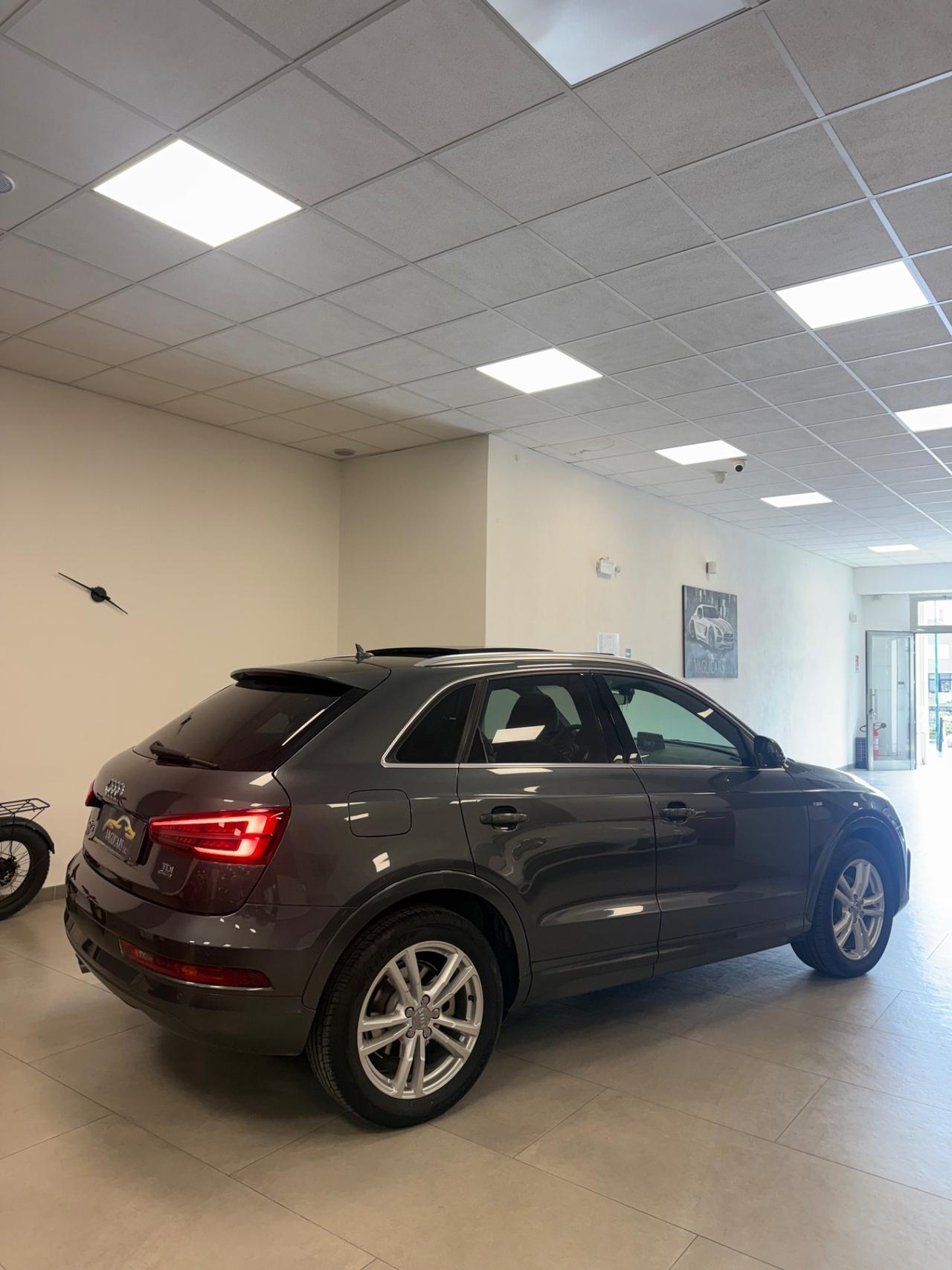 Audi Q3 2.0 TDI 150 CV quattro S tronic edition Sport