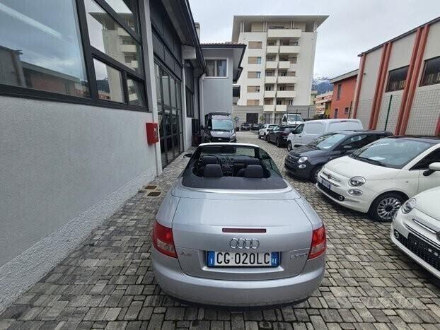 AUDI A4 CABRIO 2.5 V6 tdi 163cv