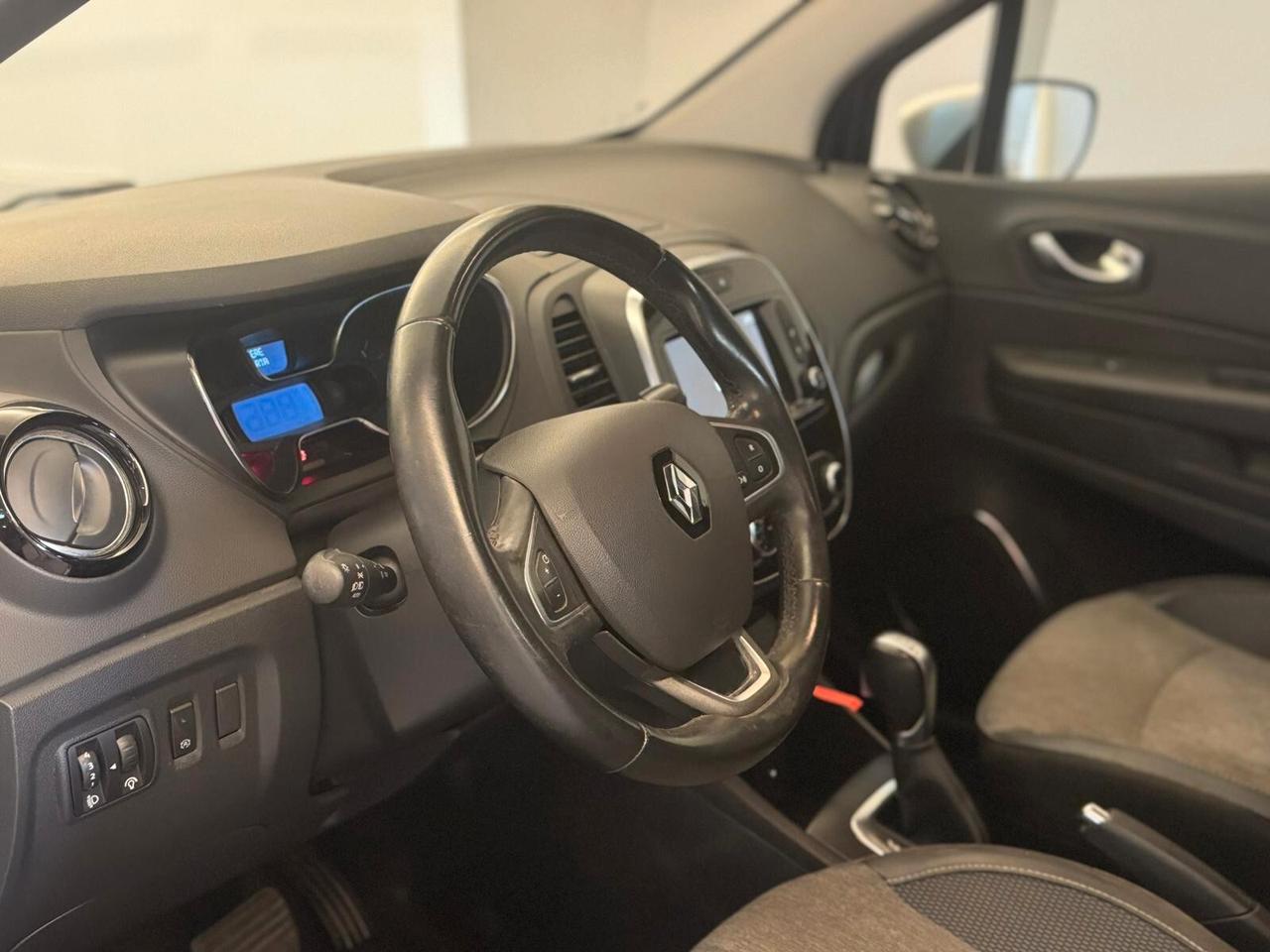 RENAULT CAPTURE INITIALE PARIS 150CV **FULL **AUTOMATICA ** UNIPRO