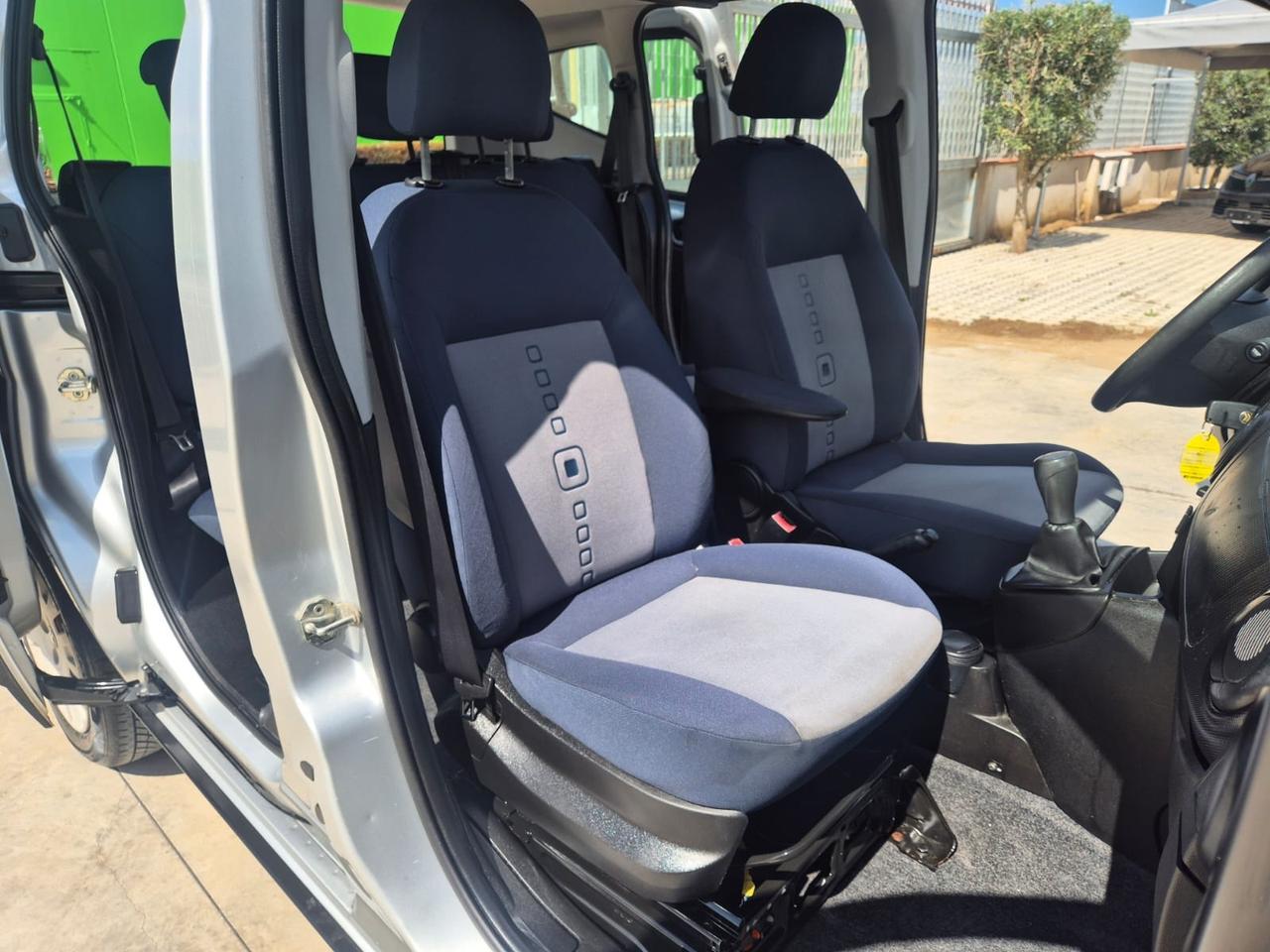 Citroen Nemo Multispace 1.3 HDi 75CV XTR Theatre