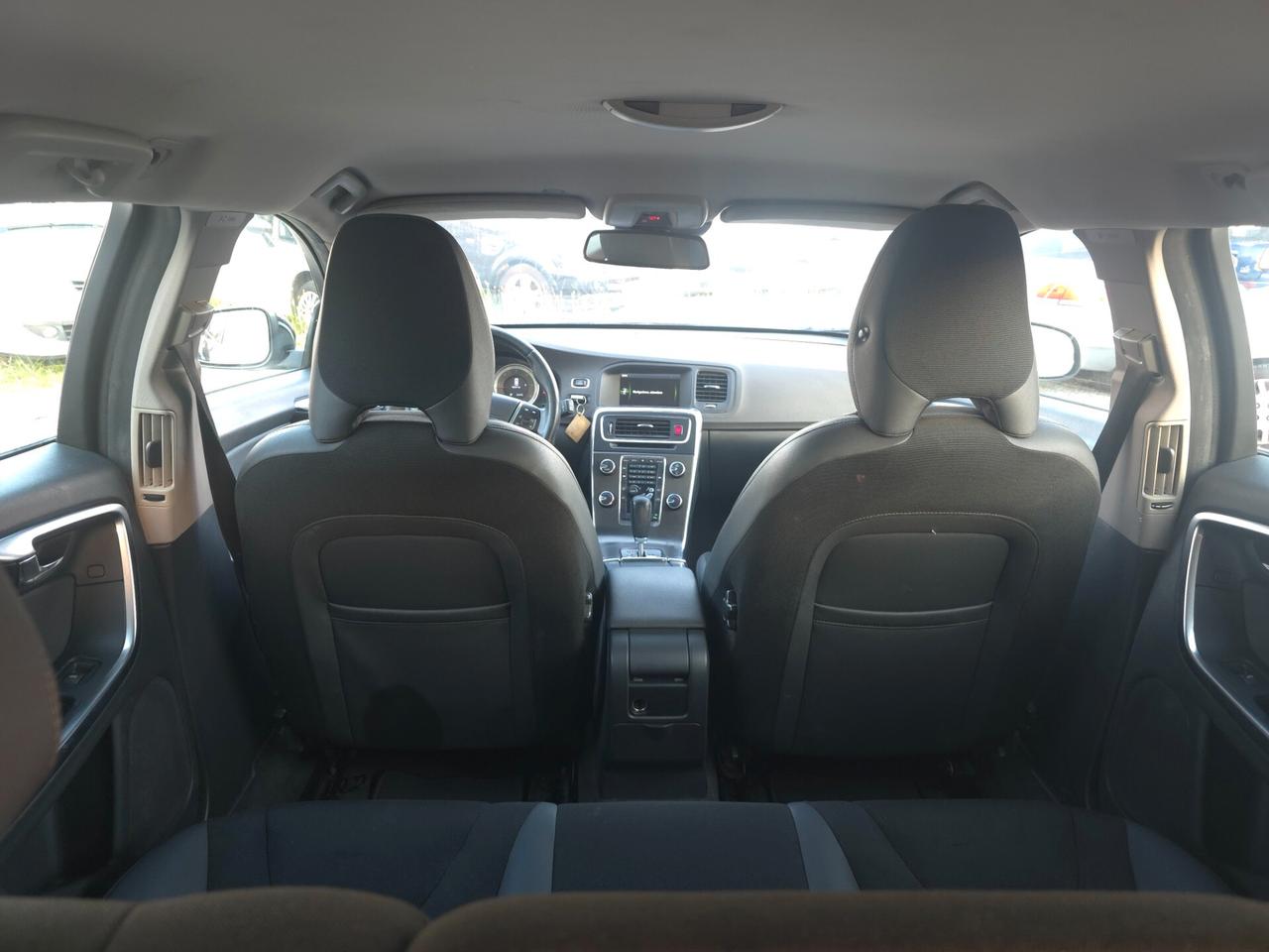 Volvo V60 D3 Geartronic Summum