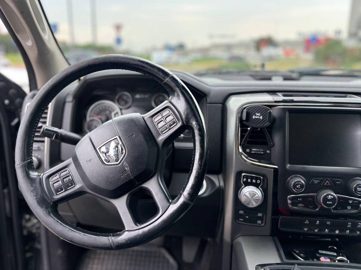 Ram Ram 1500 4x4 5.7 V8 Quad Cab MB Sport 395cv at8