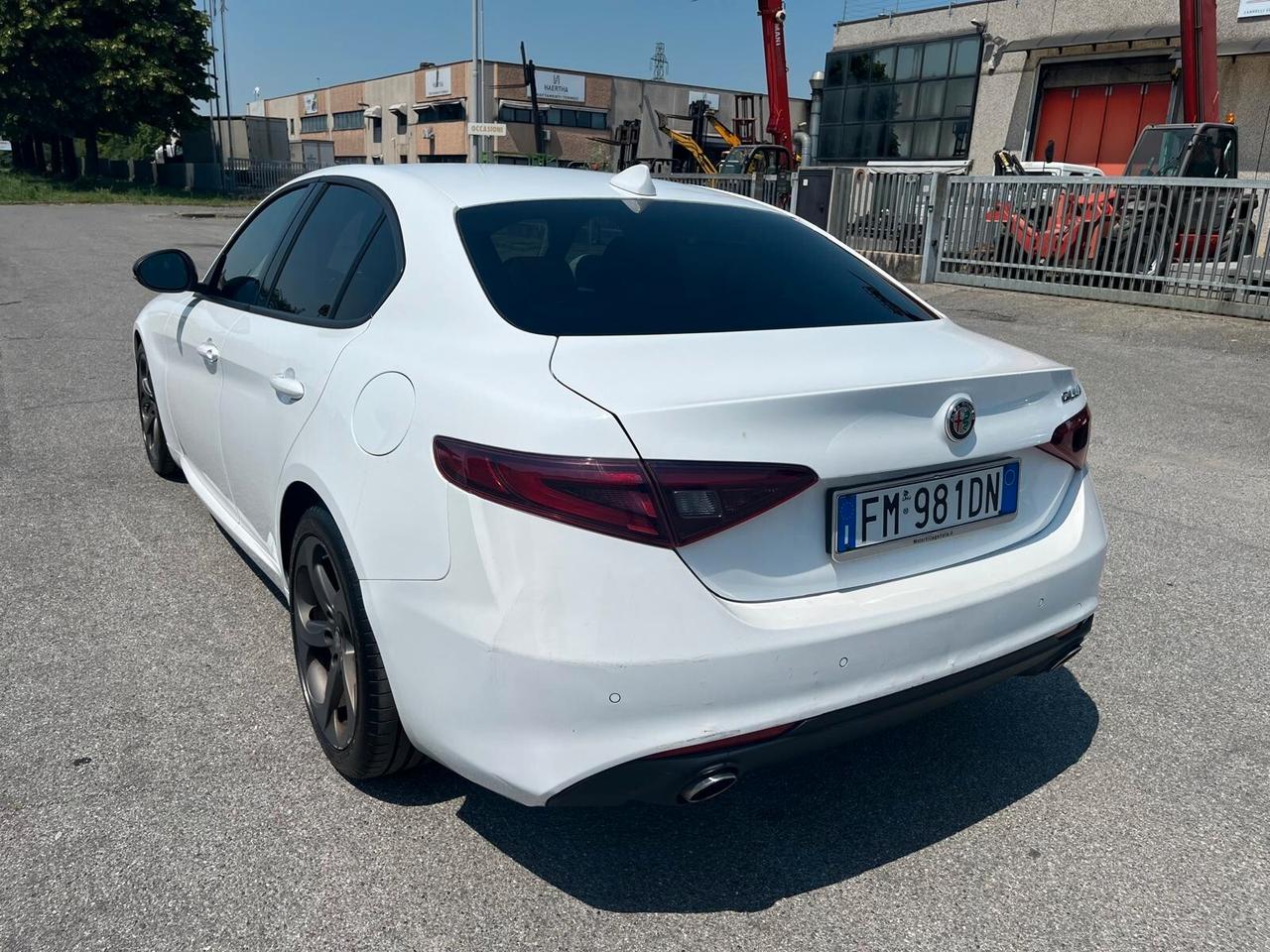 Alfa Romeo Giulia 2.2 Turbodiesel 180 CV